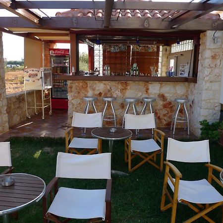 Theros Hotel Tavronitis  Bagian luar foto