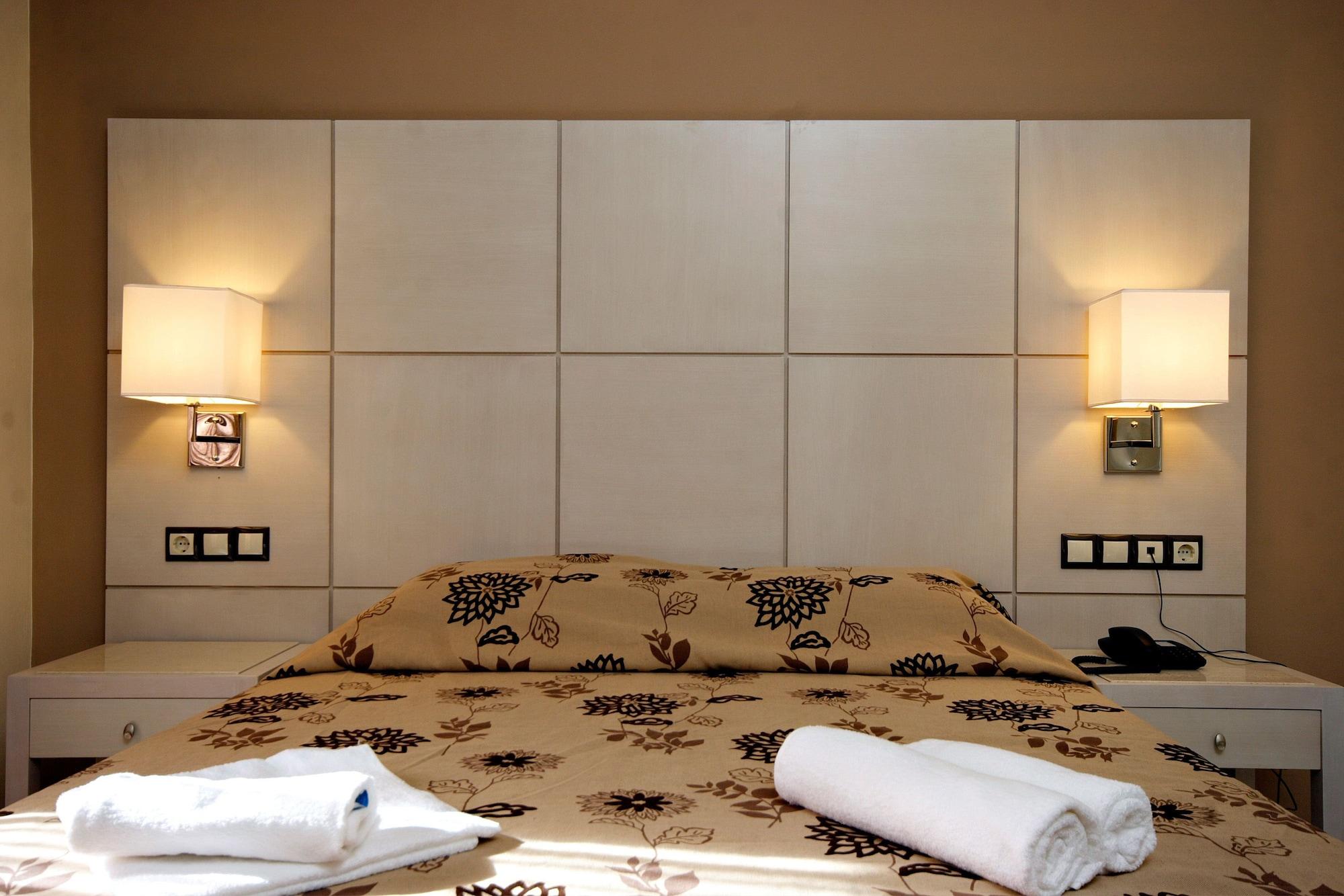 Theros Hotel Tavronitis  Bagian luar foto