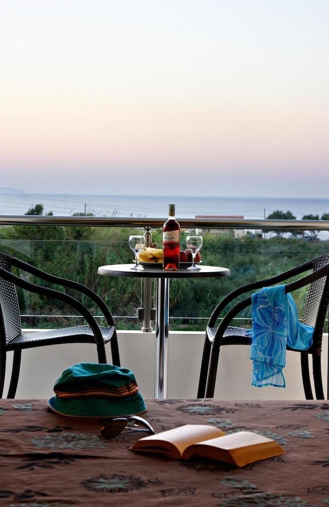 Theros Hotel Tavronitis  Bagian luar foto