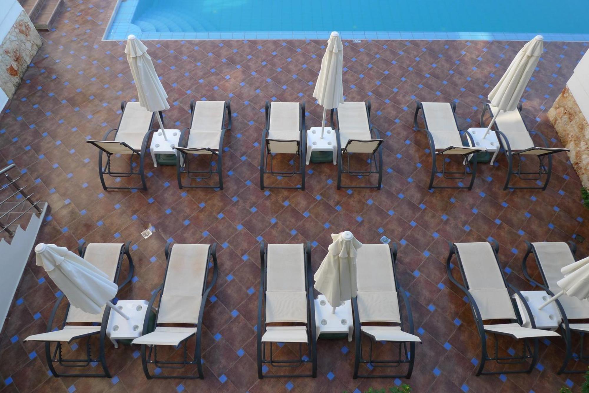 Theros Hotel Tavronitis  Bagian luar foto